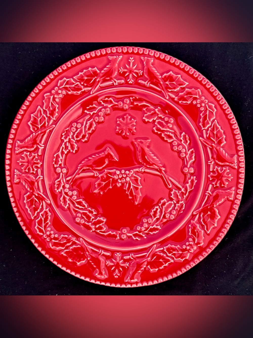 Bordallo Pinheiro Red Cardinal Salad/Dessert Plate Christmas